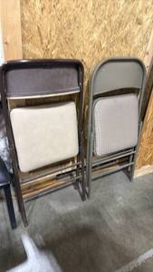 lot 2518 image: Unmatched padded folding chairs (2)