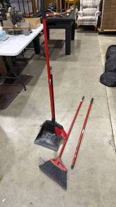 lot 2529 image: Libman and OCedar red brooms