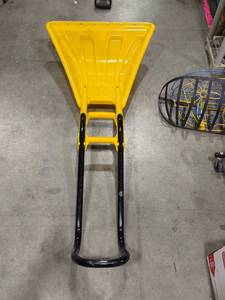 lot 2535 image: Yellow large snow shovel
