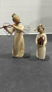 lot 3009 image: Willow Tree Angel of Harmony figurine with MiCasa ornament