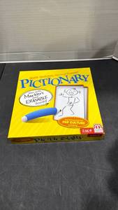 lot 3013 image: Pictionary game