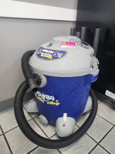 lot 5448 image: Shop-Vac 12 Gallon 5.5 Peak HP WetDry Vac w Detachable Blower  Model LB550B