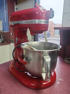 lot 18830 image: KitchenAid Professional HD 6-Qt Bowl-Lift Stand Mixer 1.0 HP Red  Model 6000
