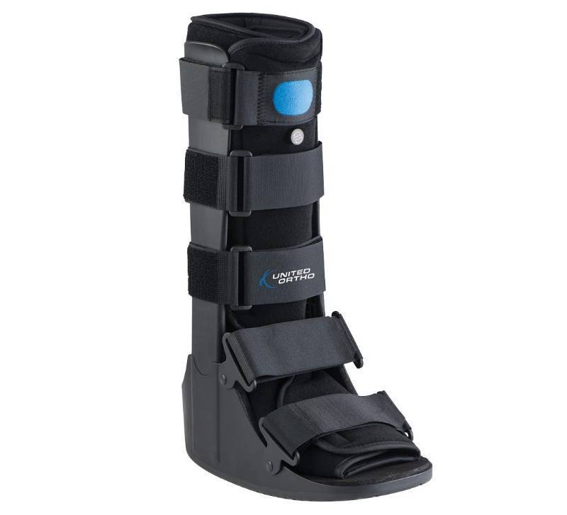 lot 331367 image: United Ortho Air Cam Walker Fracture Boot, Medium, Black
