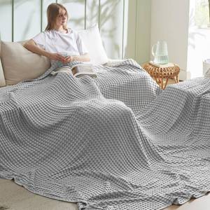 lot 9200 image: Bedsure Cooling Waffle Blanket for Hot Sleepers, Grey, Oversized King