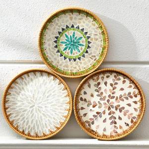 lot 19709 image: Tiangrid Round Rattan Serving Trays Set of 3 11.8 Inch Mother of Pearl Inlay