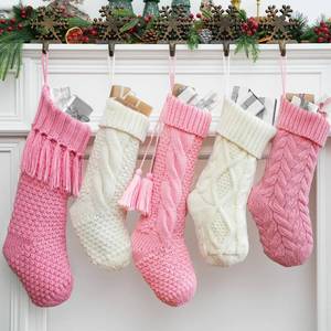 lot 18404 image: 5 Pack Pink & White Cable Knit Christmas Stockings 15�� & 18��
