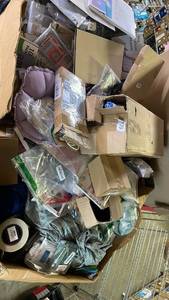 lot 3 image: Gaylord of misc items (Gaylord and pallet not included)