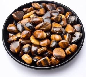 lot 8330 image: Polished Tigers Eye Crystal Chips Set, 0.4 127 Pcs 04TigersEye
