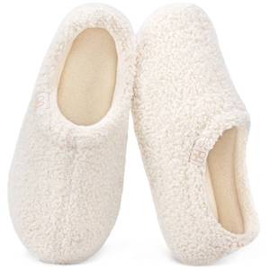 lot 2245 image: HomeTop Womens Fuzzy Curly Fur Loafer Slippers Cream White 7-8 US