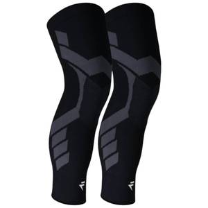 lot 6189 image: Flytex Knee Compression Sleeves Black 3XL