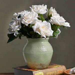 lot 17829 image: Quoowiit Green Distressed Ceramic Rustic Farmhouse Flower Vase, 5.9 Inch