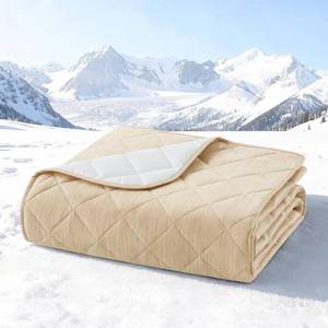lot 13693 image: Cozy Kiss Dog Cooling Mat 82 x 82 Q-Max 0.4 Waterproof Beige