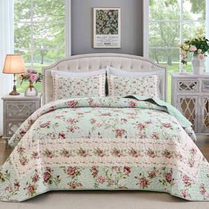 lot 18385 image: Xruibed Floral Quilt Set California King 3-Piece Antique Rose Green Bedspread