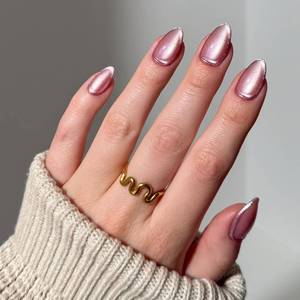 lot 6453 image: Glamnetic Press On Nails Short Almond Velvet Mertini 30 Pc