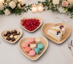lot 7860 image: Bamboo Heart-Shaped Disposable Plates atleast 40
