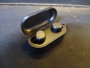 lot 12951 image: True Wireless Earbuds Pair with Charging Case, Black, USB-C Port