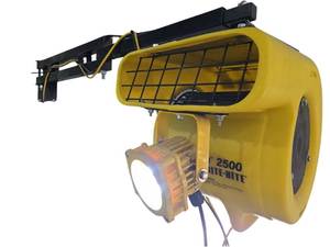 lot 136 image: Rite-Hite CoolMan Trailer Fan w Integrated LED Light &amp Swing Arm Bracket  Model 2500