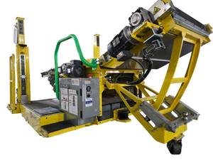 lot 211 image: Engineered Lifting Systems Mobile Conveyor Unit w Belt Conveyor  Model DTBDTU