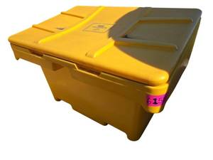 lot 658 image: Yellow Polyethylene Jumbo Storage Bin with Hinged Lid