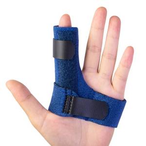 lot 191 image: Trigger Finger Splints, Finger Brace with 2 Gel Sleeves for Injured Mallet Finger, Straightening Supports for Sprains Pain Relief, Sports Broken Injury, Dislocated Immobilizer, Knuckle Tendon - Retail $10