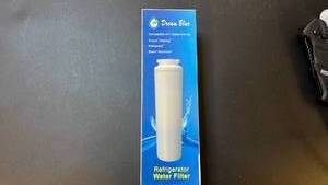 lot 70357 image: Drinkable Blue Refrigerator Water Filter Replacement - Retail $16