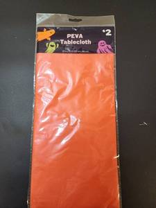 lot 71135 image: PEVA Tablecloth 52 in x 72 in Orange 5-Pack - Retail $10