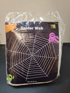lot 71225 image: Spider Web 15 ft (4.57 m) Halloween Decoration 2-Pack - Retail $16