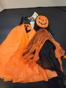 lot 71235 image: Halloween Light-Up Hanging  Pumpkin Ghost,  Jack-O-Lantern Ghoul Set - Retail $9
