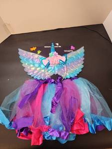 lot 71243 image: Unicorn Costume Kit with Headpiece Wings Tutu Toddler 3 - Retail $8