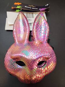 lot 71252 image: Bunny Mask 4-Pack Pink Rainbow Scales - Retail $12