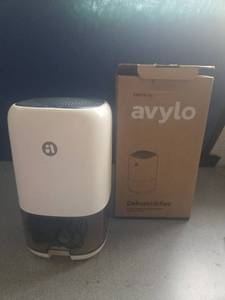lot 2778 image: avylo Mini Dehumidifier - Retail $0