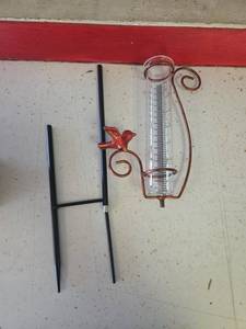 lot 2835 image: Rain Gauge  - Retail $0