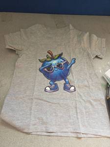 lot 2855 image: 4T Toddler Shirt - Retail $0