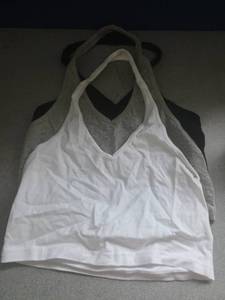 lot 2803 image: Three Pack Medium Halter Tops V Neck - Retail $0
