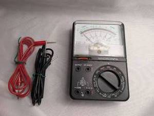 lot 1109 image: Micronta Analog Multimeter 20,000 OhmV DC 22-221