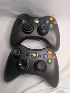 lot 1202 image: Microsoft Xbox 360 Wireless Controller - Lot of 2