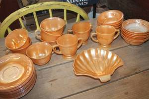lot 5310 image: Vintage Fire King Dishes and More needs cleaning