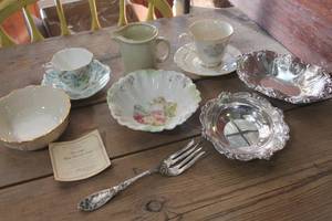 lot 5329 image: Lenox Rose Blossom Bowl and more