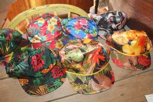 lot 5332 image: Vintage Mohrs Baseball Hats