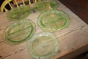 lot 5350 image: Vtg. Uranium Plates small one has chips