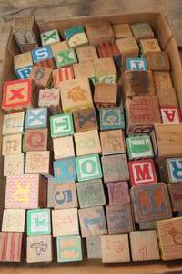 lot 5370 image: Flat of Vintage Wood Blocks
