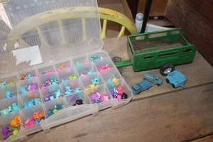 lot 5385 image: Vintage Metal Toy Trailer and More