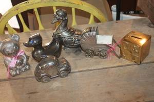 lot 5401 image: Vintage Banks