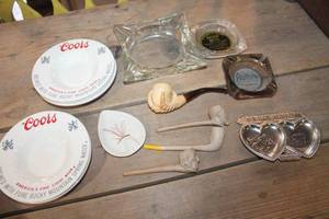 lot 5416 image: Vintage Ashtrays, Pipes and More