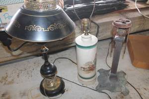 lot 5501 image: Vintage Lamp Bases untested