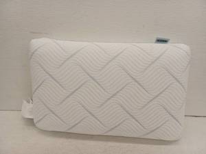 lot 13069 image: Serenity by Tempur-Pedic Frost Cooling Memory Foam Pillow