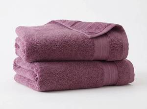 lot 13104 image: Charisma Luxury 2-Piece Bathsheet Set 35in x 70in 100% Hygrocotton, Dusk Pink