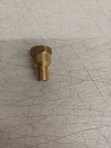 lot 13108 image: Lot of Jungwoo Metal Brass Female Flare Adapter Fittings 14in x 38in