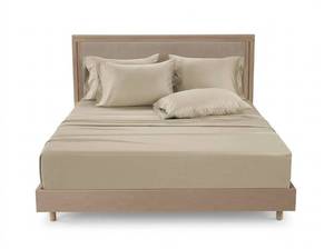 lot 13125 image: Hotel Signature Sateen Queen 6-Piece Sheet Set 800 Thread Count Cotton